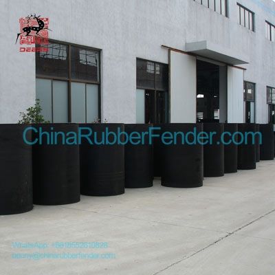 Cylindrical rubber fender2