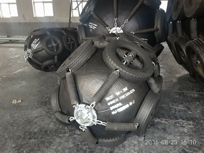 pneumatic rubber fenders in our factory