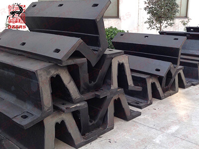 Supply SA-A type fenders for Tongzhou Port