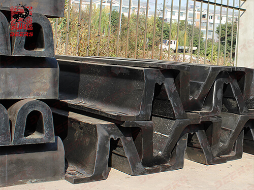 Suppy of SA-A type fenders and D fenders for Huizhou Port