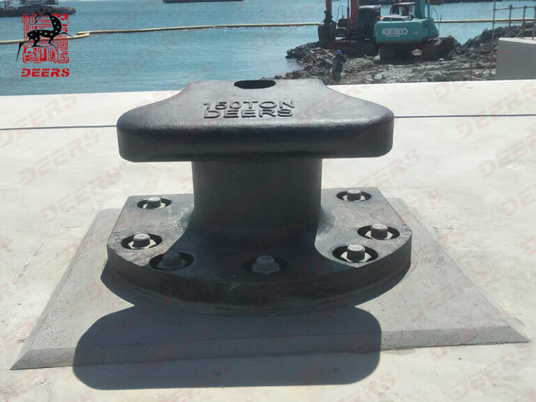 What are the commonly used mooring bollards?