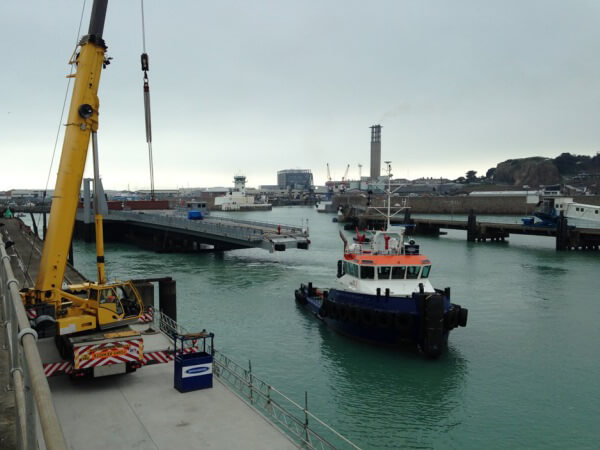 United Kingdom tender of supply rubber fenders for the west RORO berth