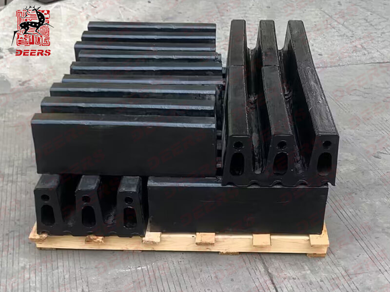 M type rubber fenders - Nanjing Deers 01