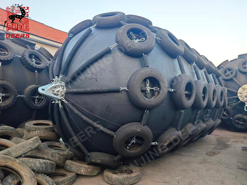 pneumatic fenders -1