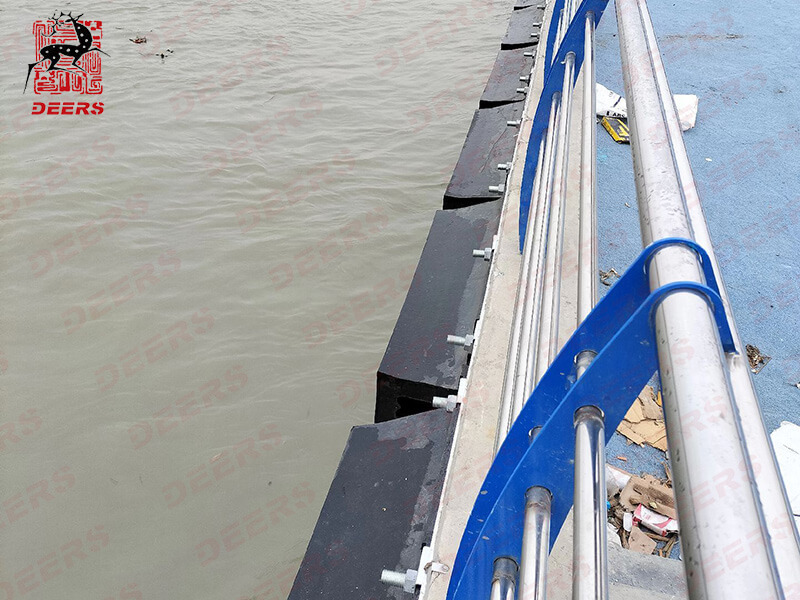 300H V type fenders - nanjing deers 1
