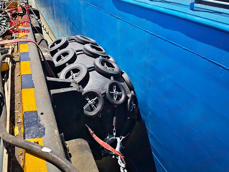 pneumatic fender -1